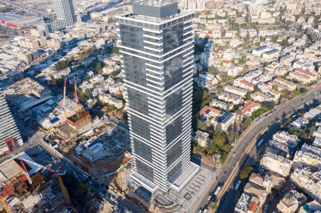 למכירה במגדל הכשרת הישוב, בני-ברק