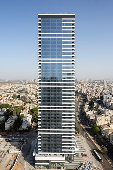 למכירה במגדל הכשרת הישוב, בני-ברק