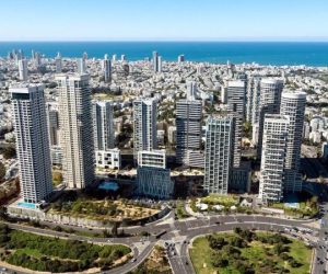 דירות 4 חדרים למכירה בתל אביב